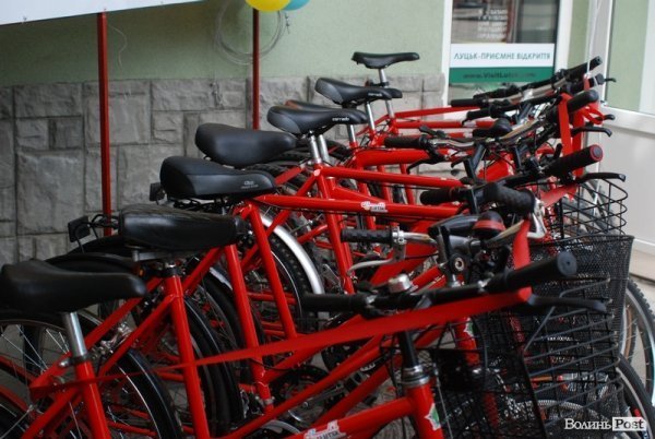 У Луцьку відкрили «туристичний» велопрокат. ФОТО 