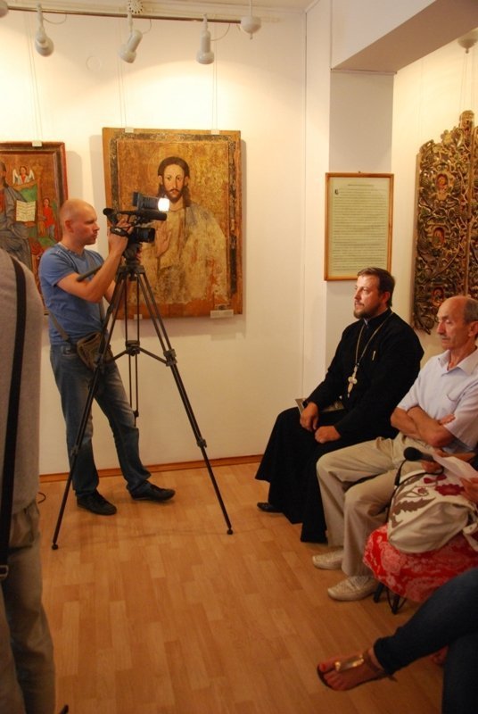 У Луцьку презентували унікальну книгу. ФОТО