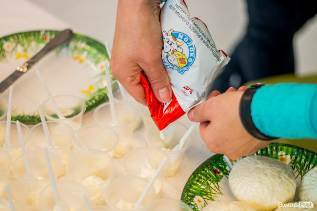 Акцент – на натуральності: у Луцьку презентували сир від «УгринівМолоко»*