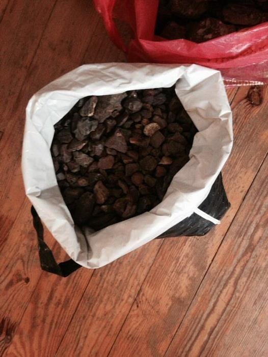 На Рівненщині тривають обшуки в учасників «бурштинової мафії». ФОТО