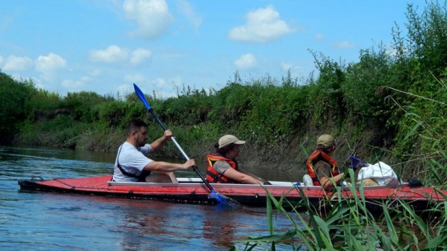 Під час сплаву Стиром небайдужі «назбирали» 40 мішків сміття. ФОТО