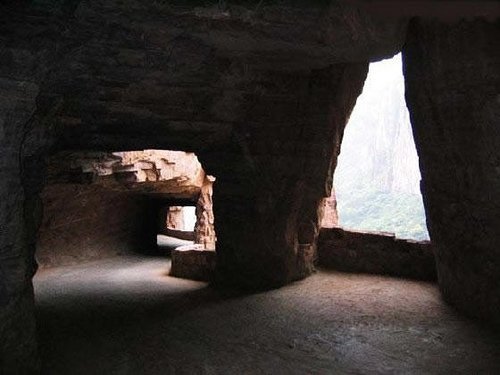 Найнебезпечніші дороги світу. ФОТО