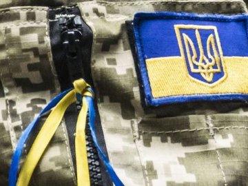 Волинські волонтери повезли допомогу бійцям у зону ООС