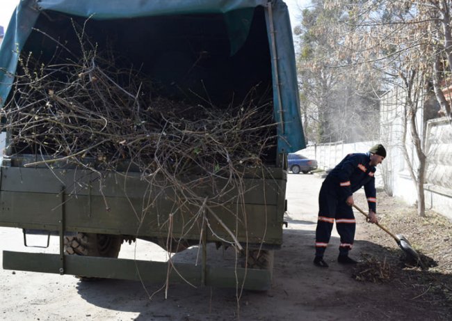 У Луцьку нацгвардійці влаштували толоку. ФОТО