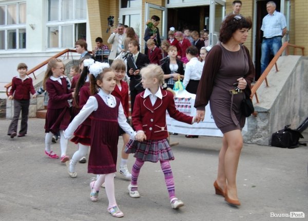 У Луцьку – останній дзвінок для 11-х класів