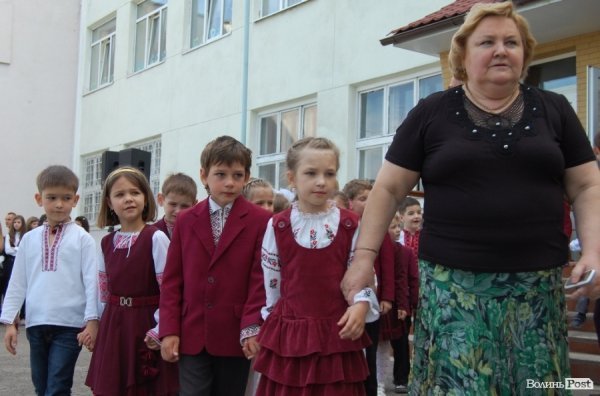 У Луцьку – останній дзвінок для 11-х класів