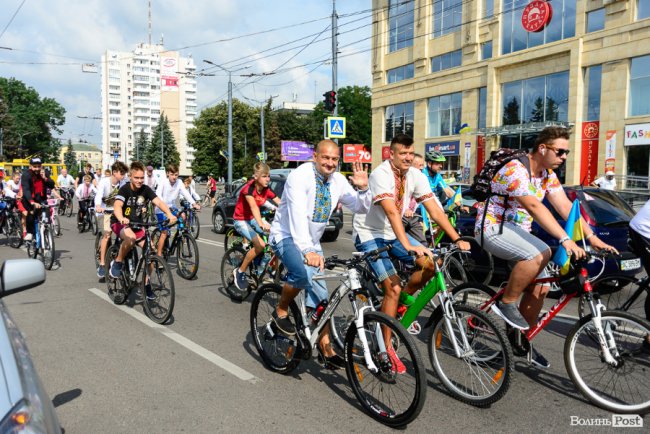 Як у Луцьку відсвяткували 29-ту річницю Незалежності України. ФОТОРЕПОРТАЖ