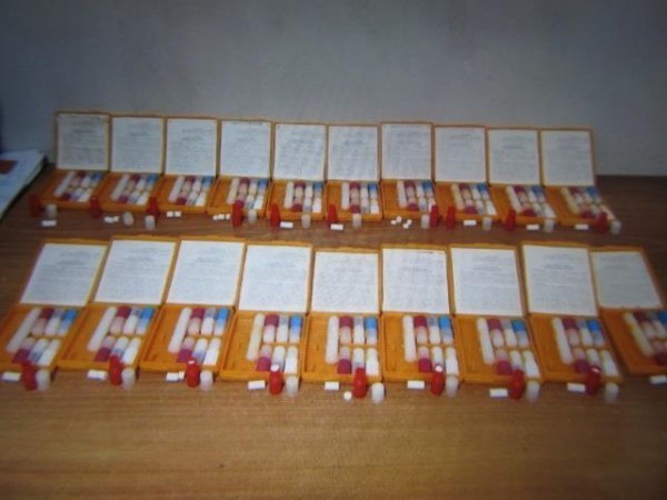 Через «Устилуг» чоловік намагався в аптечці провезти наркотики. ФОТО