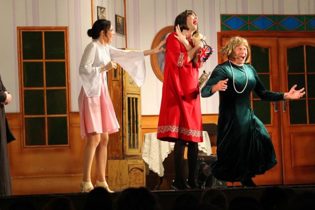 У Луцьк їдуть зірки театру з романтичною комедією