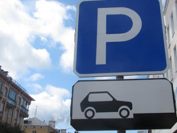 У Луцьку – нові тарифи на паркування автівок