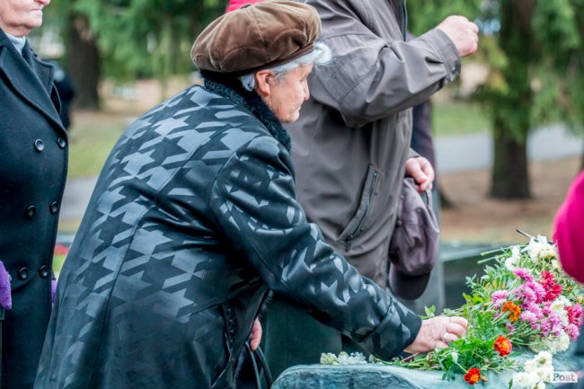 Відгомін війни: у Луцьку вшанували жертв Другої світової. ФОТО