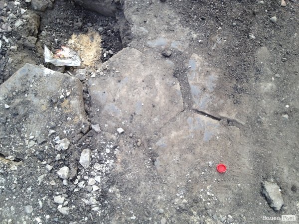 Мер Луцька доручив зберегти старе польське мощення на вулиці Крилова. ФОТО