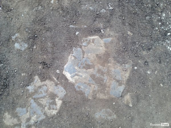 Мер Луцька доручив зберегти старе польське мощення на вулиці Крилова. ФОТО