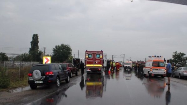 У Румунії чергова ДТП за участю туристичного автобуса з українцями. ФОТО