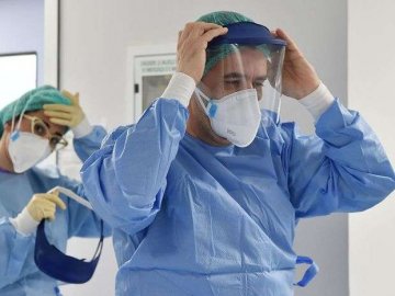 У яких лікарнях на Волині найбільше медиків хворіють на коронавірус