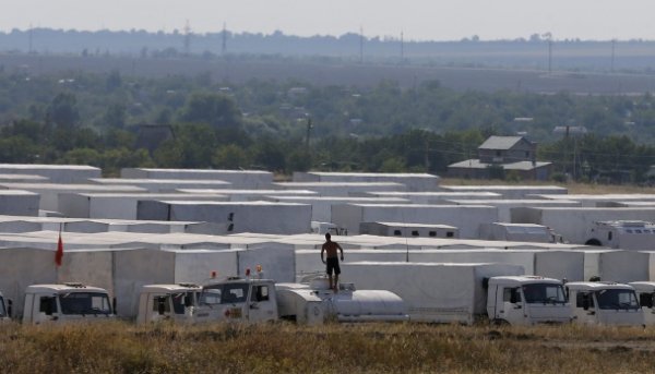 «Гуманітарний конвой»  може простояти під Україною до 17 серпня, - ЗМІ. ФОТО