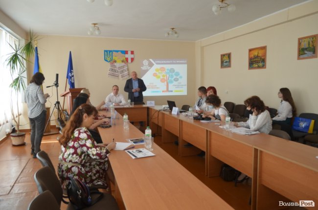 Профтехосвіта – це престижно, а не соромно: як на Волині безробітні освоюють робітничі професії