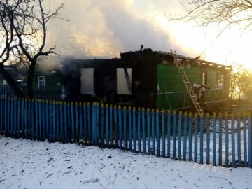 На Волині в пожежі згоріла покійниця. ФОТО