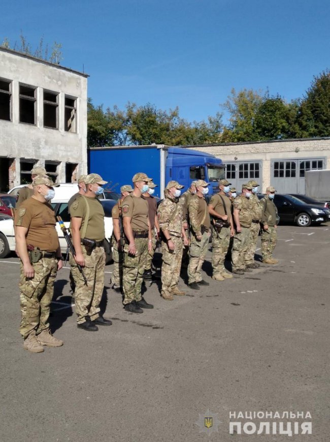 Поліцейські роти «Світязь» поїхали в зону ООС