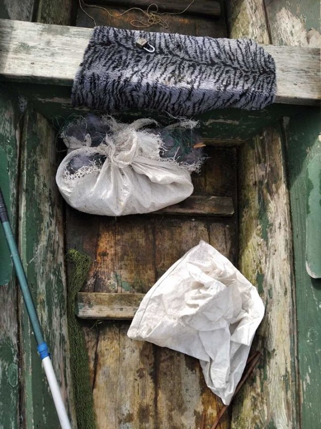 На Шацьких озерах «на гарячому» піймали браконьєрів, які ловили рибу сітками