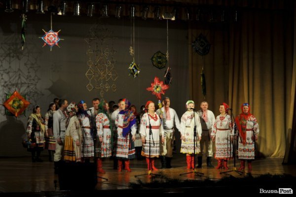 Фото з фестивалю вертепів у Луцьку