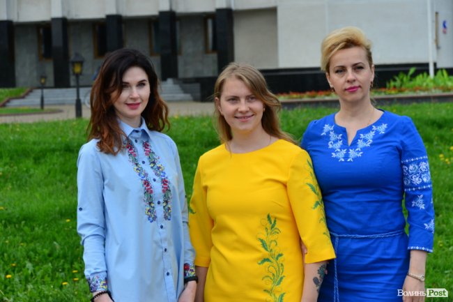Працівники Волинської ОДА вбралися у вишиванки. ФОТО
