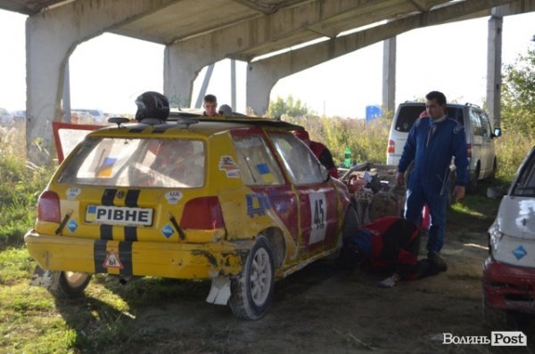 Під Луцьком змагалися автогонщики. ФОТО