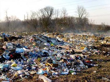  За фактом «львівського» сміття під Луцьком поліція завела кримінал