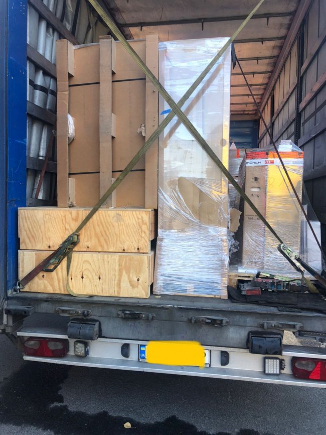 На «Ягодині» викрили вантаж із підробленими документами майже на 75 тисяч євро