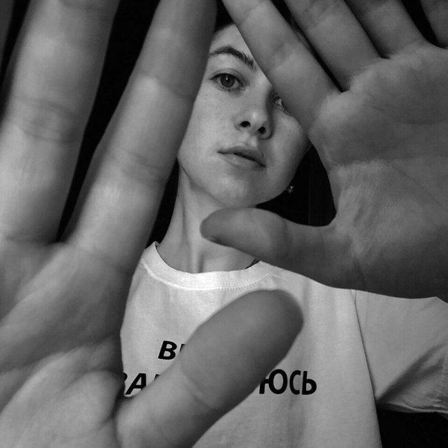 Футболка з написом – обов’язковий елемент гардеробу*