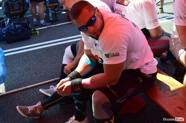 22 богатирі вражали лучан надзвичайною силою та міццю. ФОТО