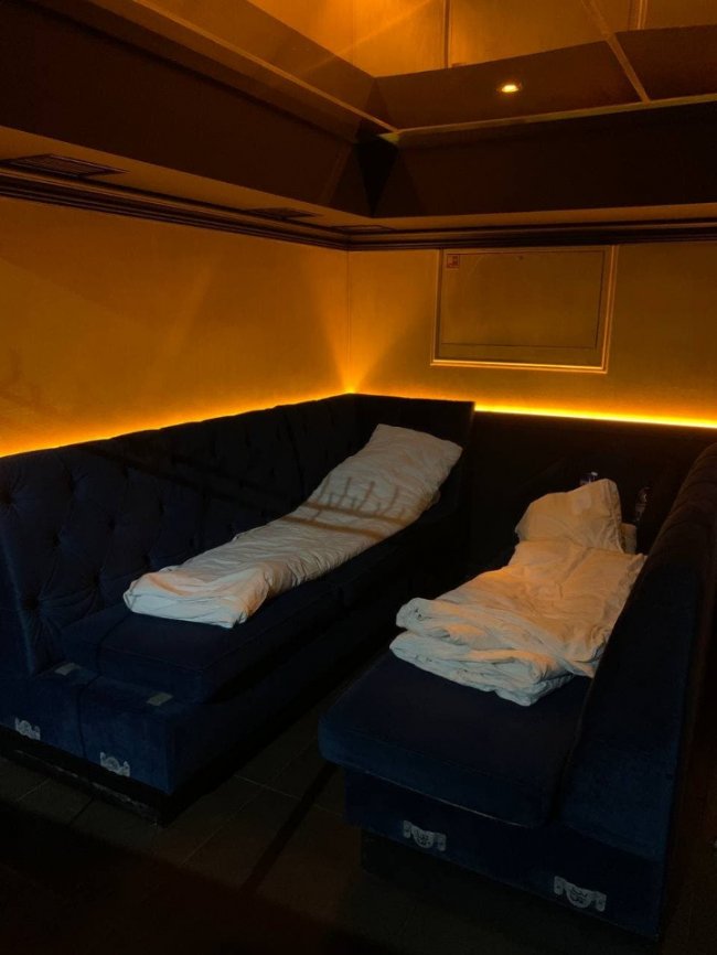 Як працює безкоштовний прихисток у луцькому нічному клубі «Версаль». ФОТО