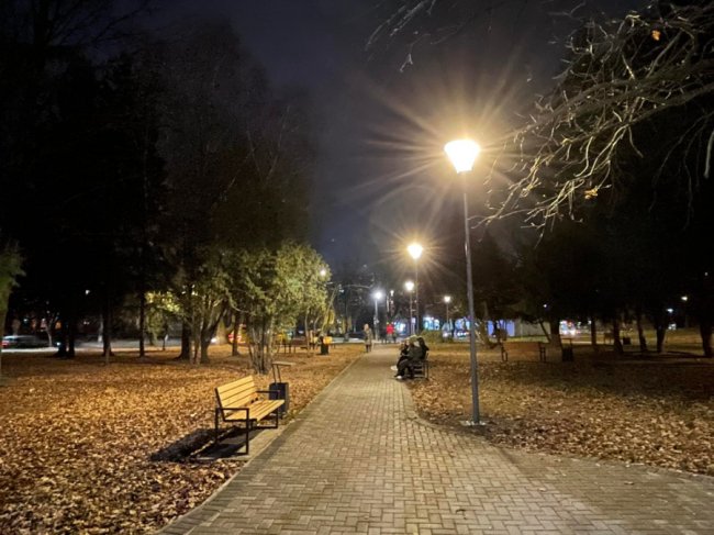 Показали, як облаштували сквер в одному з районів Луцька. ФОТО