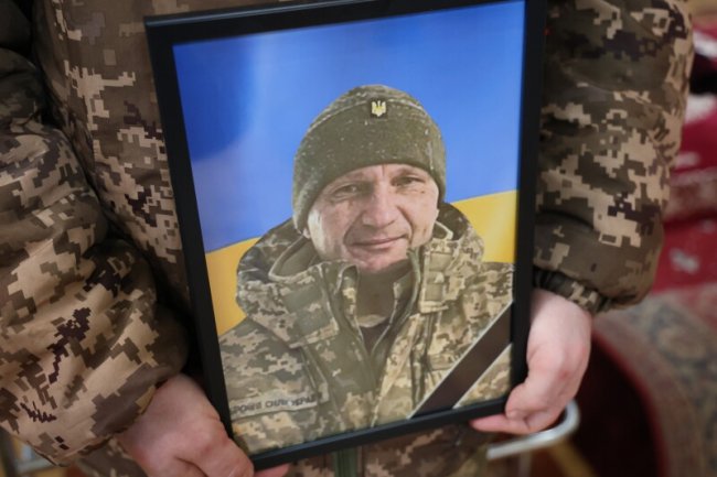 У Луцьку попрощалися з воїном Олександром Коханюком