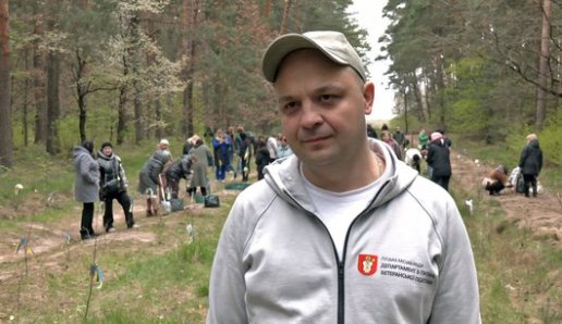 На Волині висадили понад сотню дубів у пам'ять про полеглих захисників і захисниць. ВІДЕО