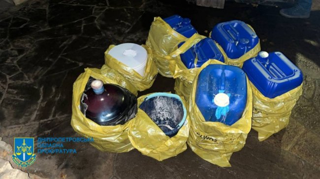 У двох нарколабораторіях на Дніпропетровщині вилучили 4 центнери дурману