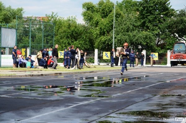 Найвправніші волинські рятувальники - з Луцька та Торчина. ФОТО