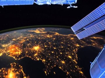 На орбіту сьогодні виведуть український наносупутник 