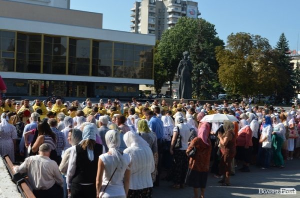 У Луцьку відбувся хресний хід. ФОТО 