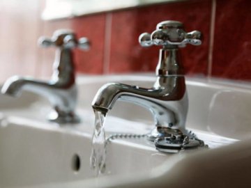 Тарифи на воду «злетять»: скільки платимуть у Луцьку 
