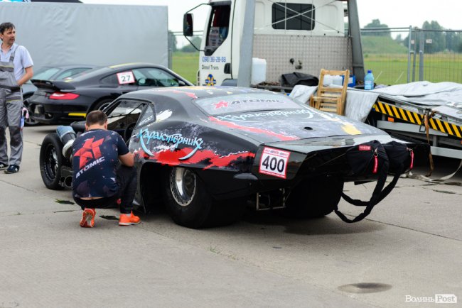 ФОТОРЕПОРТАЖ із наймасштабніших змагань із дрег-рейсингу у Луцьку