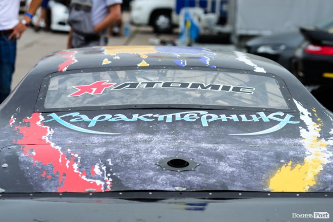 ФОТОРЕПОРТАЖ із наймасштабніших змагань із дрег-рейсингу у Луцьку