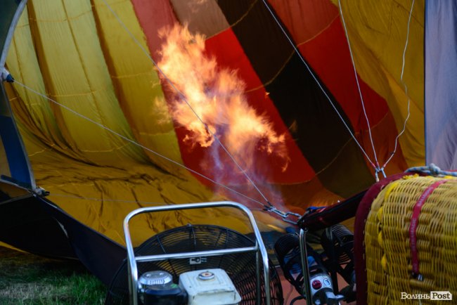 У небі над Луцьком – карнавал повітряних куль. ФОТО