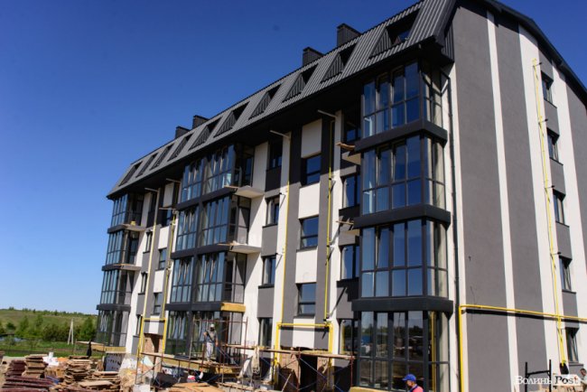 Здача нового будинку і озеленення території: затишне і сучасне житло у ЖК «Західний Олімп» під Луцьком*