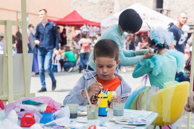 «Супер літній табір» у розважальному центрі «Промінь»*