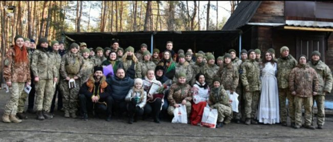 Жінок-військовослужбовців з волинської бригади  вітали зі святом 8 Березня. ФОТО