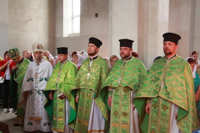 Владика Михаїл очолив святкову службу в луцькому храмі. ФОТО