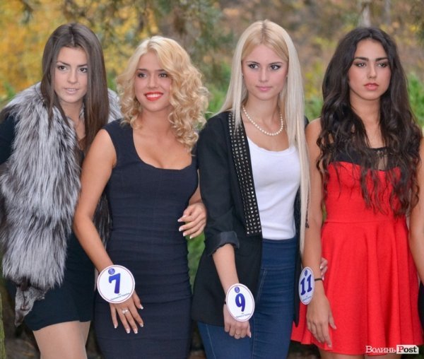 Як дівчата готуються до конкурсу «Міс Принцеса України». ФОТО