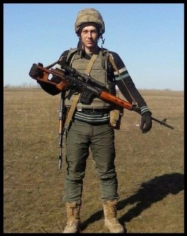 Антон Вельможко. У результаті артобстрілу 29 березня боєць отримав смертельне осколкове поранення. Поховали Антона 1 квітня в Запоріжжі на Павлокічкаському кладовищі. У нього залишилися мати і брат