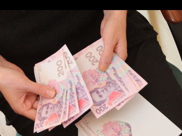 На Волині за рік середня зарплата зросла на 30%